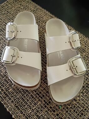 BIRKENSTOCK Arizona BIG BUCKLE White Leather Slide Sandals